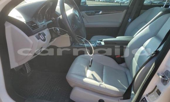 Buy New Mercedes-Benz C–Class White Car in Badagry in Lagos State Buy New Mercedes-Benz C–Class White Car in Badagry in Lagos State