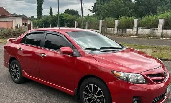 Acheter Occasion Voiture Toyota Corolla Rouge à Abuja, État de Lagos Acheter Occasion Voiture Toyota Corolla Rouge à Abuja, État de Lagos