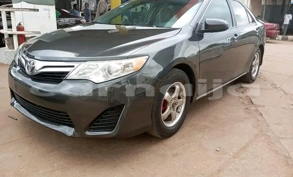 Acheter Occasion Voiture Toyota Camry Noir à Abuja, État de Lagos Acheter Occasion Voiture Toyota Camry Noir à Abuja, État de Lagos