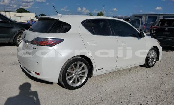 Acheter Neuf Voiture Lexus CT Blanc à Lagos, État de Lagos Acheter Neuf Voiture Lexus CT Blanc à Lagos, État de Lagos