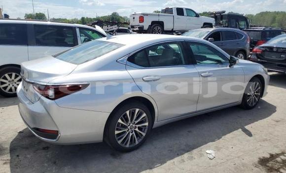 Buy New Lexus ES Silver Car in Badagry in Lagos State Buy New Lexus ES Silver Car in Badagry in Lagos State