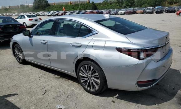 Buy New Lexus ES Silver Car in Badagry in Lagos State Buy New Lexus ES Silver Car in Badagry in Lagos State