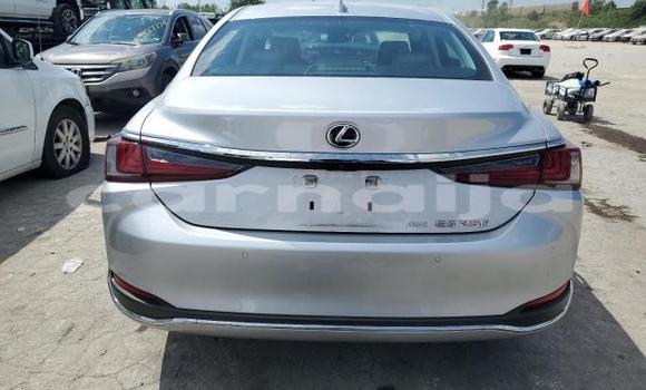Buy New Lexus ES Silver Car in Badagry in Lagos State Buy New Lexus ES Silver Car in Badagry in Lagos State