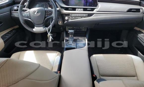 Buy New Lexus ES Silver Car in Badagry in Lagos State Buy New Lexus ES Silver Car in Badagry in Lagos State
