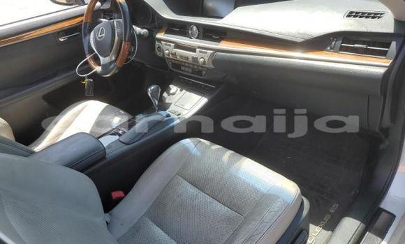 Buy New Lexus ES White Car in Badagry in Lagos State Buy New Lexus ES White Car in Badagry in Lagos State