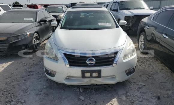 Buy New Nissan Altima White Car in Lagos in Lagos State