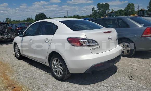 Acheter Neuf Voiture Mazda 3 Blanc à Lagos, État de Lagos Acheter Neuf Voiture Mazda 3 Blanc à Lagos, État de Lagos