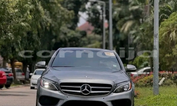 Acheter Occasion Voiture Mercedes-Benz C-Classe Noir à Abuja, État de Lagos Acheter Occasion Voiture Mercedes-Benz C-Classe Noir à Abuja, État de Lagos