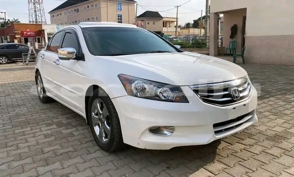 Acheter Occasion Voiture Honda Accord Blanc à Abuja, État de Lagos Acheter Occasion Voiture Honda Accord Blanc à Abuja, État de Lagos