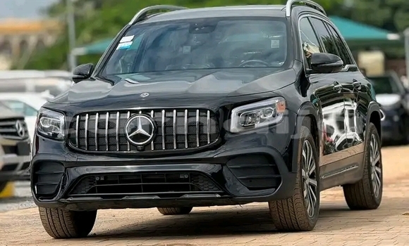 Acheter Occasion Voiture Mercedes-Benz C–Class Noir à Abuja, État de Lagos Acheter Occasion Voiture Mercedes-Benz C–Class Noir à Abuja, État de Lagos