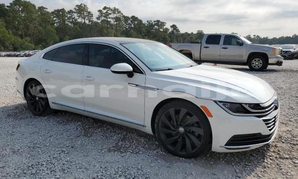 Buy New Volkswagen Arteon White Car in Lagos in Lagos State Buy New Volkswagen Arteon White Car in Lagos in Lagos State