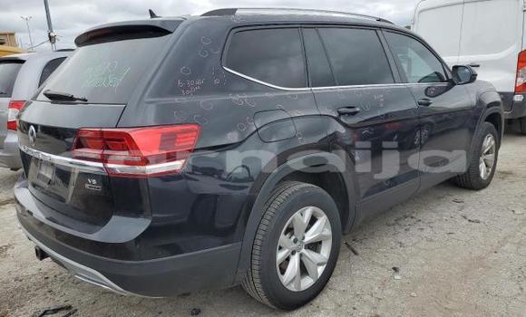 Acheter Neuf Voiture Volkswagen Amarok Noir à Lagos, État de Lagos Acheter Neuf Voiture Volkswagen Amarok Noir à Lagos, État de Lagos