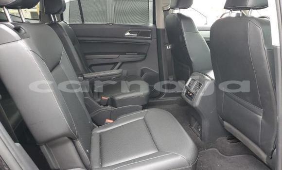 Acheter Neuf Voiture Volkswagen Amarok Noir à Lagos, État de Lagos Acheter Neuf Voiture Volkswagen Amarok Noir à Lagos, État de Lagos