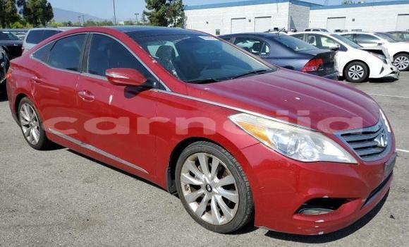 Acheter Neuf Voiture Hyundai Azera Rouge à Badagry, État de Lagos Acheter Neuf Voiture Hyundai Azera Rouge à Badagry, État de Lagos