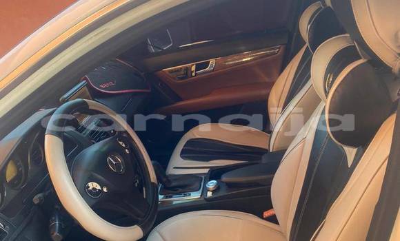 Buy Used Mercedes-Benz C–Class White Car in Abakaliki in Ebonyi State Buy Used Mercedes-Benz C–Class White Car in Abakaliki in Ebonyi State