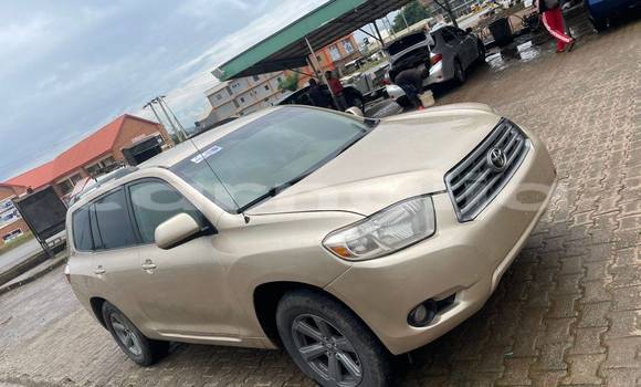 Buy Used Toyota Highlander Other Car in Abak in Akwa Ibom State Buy Used Toyota Highlander Other Car in Abak in Akwa Ibom State