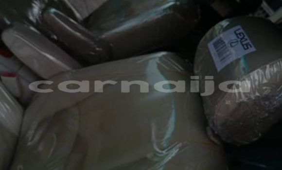 Acheter Occasion Voiture Lexus RX Noir à Une chauve–souris, État d'Akwa Ibom Acheter Occasion Voiture Lexus RX Noir à Une chauve–souris, État d'Akwa Ibom