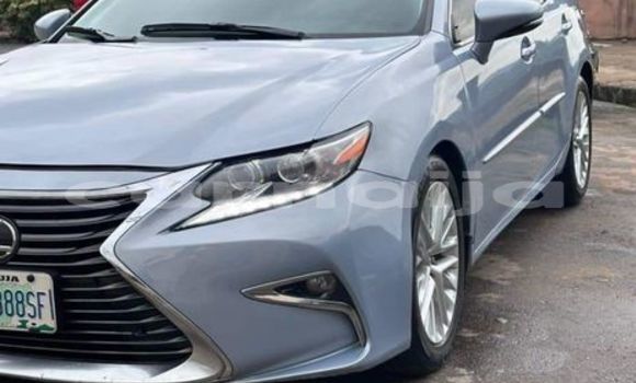 Acheter Occasion Voiture Lexus ES Bleu à Abejukolo, État de Kogi Acheter Occasion Voiture Lexus ES Bleu à Abejukolo, État de Kogi
