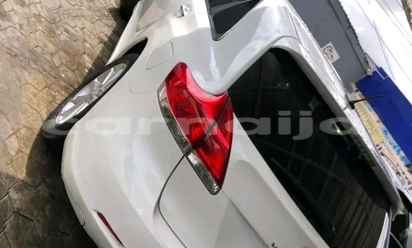 Acheter Occasion Voiture Toyota Venza Blanc à Abuja, État de Lagos Acheter Occasion Voiture Toyota Venza Blanc à Abuja, État de Lagos