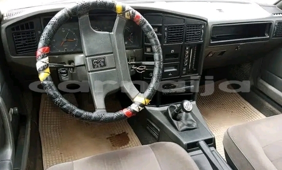 Acheter Occasion Voiture Peugeot 505 Blanc à Abuja, État de Lagos Acheter Occasion Voiture Peugeot 505 Blanc à Abuja, État de Lagos