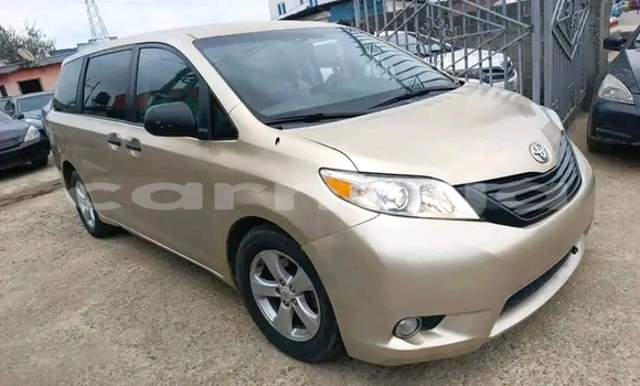 Buy Used Toyota Sienna Other Car in Abuja in Lagos State Buy Used Toyota Sienna Other Car in Abuja in Lagos State