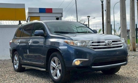 Buy Used Toyota Highlander Blue Car in Abuja in Lagos State