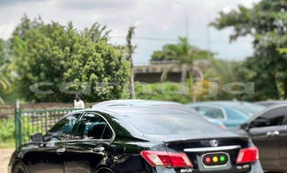 Acheter Occasion Voiture Lexus ES Noir à Abuja, État de Lagos Acheter Occasion Voiture Lexus ES Noir à Abuja, État de Lagos