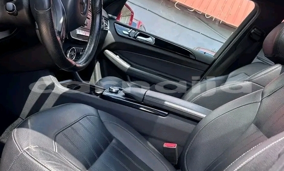 Acheter Occasion Voiture Mercedes-Benz GLC Coupe Rouge à Abuja, État de Lagos Acheter Occasion Voiture Mercedes-Benz GLC Coupe Rouge à Abuja, État de Lagos