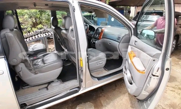 Buy Used Toyota Sienna Other Car in Abuja in Lagos State Buy Used Toyota Sienna Other Car in Abuja in Lagos State
