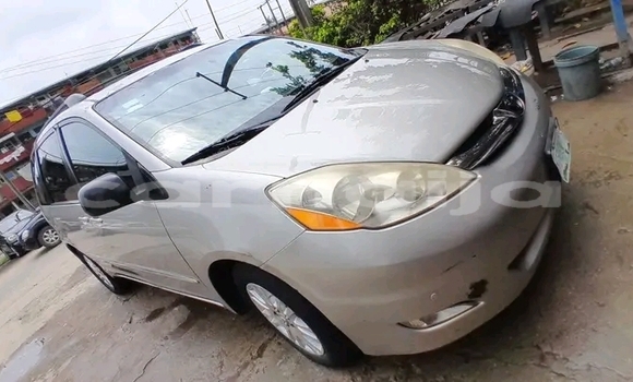 Buy Used Toyota Sienna Other Car in Abuja in Lagos State Buy Used Toyota Sienna Other Car in Abuja in Lagos State