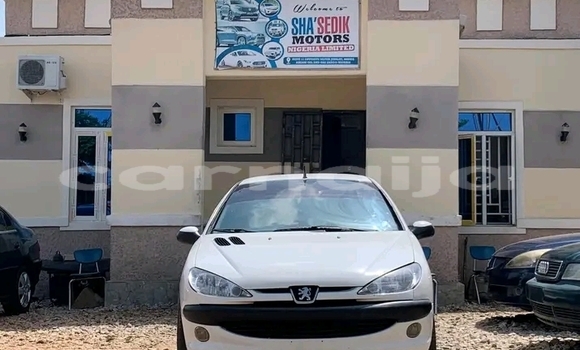 Acheter Occasion Voiture Peugeot 206 Blanc à Abakaliki, État d'Ebonyi Acheter Occasion Voiture Peugeot 206 Blanc à Abakaliki, État d'Ebonyi