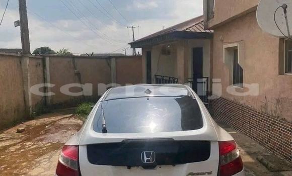 Acheter Occasion Voiture Honda Crosstour Blanc à Abuja, État de Lagos Acheter Occasion Voiture Honda Crosstour Blanc à Abuja, État de Lagos
