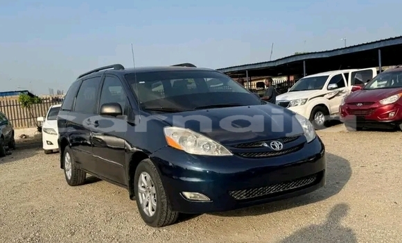 Acheter Occasion Voiture Toyota Sienna Noir à Abuja, État de Lagos Acheter Occasion Voiture Toyota Sienna Noir à Abuja, État de Lagos