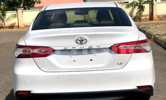 Acheter Occasion Voiture Toyota Camry Blanc à Abuja, État de Lagos Acheter Occasion Voiture Toyota Camry Blanc à Abuja, État de Lagos