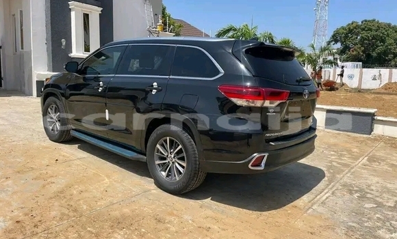 Acheter Occasion Voiture Toyota Highlander Noir à Ado, Ekiti Acheter Occasion Voiture Toyota Highlander Noir à Ado, Ekiti