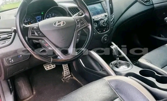 Acheter Occasion Voiture Hyundai Veloster Rouge à Lagos, État de Lagos Acheter Occasion Voiture Hyundai Veloster Rouge à Lagos, État de Lagos