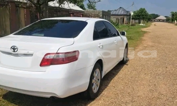 Acheter Occasion Voiture Toyota Camry Blanc à Abuja, État de Lagos Acheter Occasion Voiture Toyota Camry Blanc à Abuja, État de Lagos