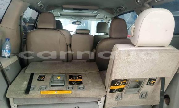 Buy Used Toyota Sienna White Car in Lagos in Lagos State Buy Used Toyota Sienna White Car in Lagos in Lagos State