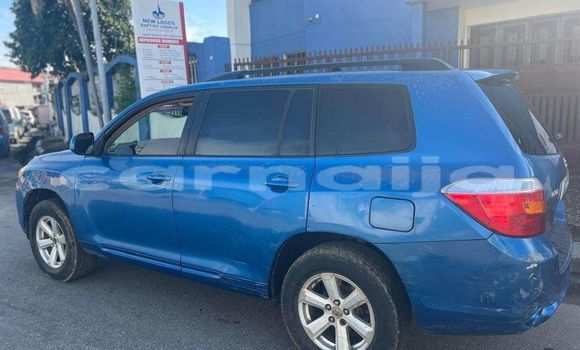 Acheter Occasion Voiture Toyota Highlander Bleu à Abakaliki, État d'Ebonyi Acheter Occasion Voiture Toyota Highlander Bleu à Abakaliki, État d'Ebonyi