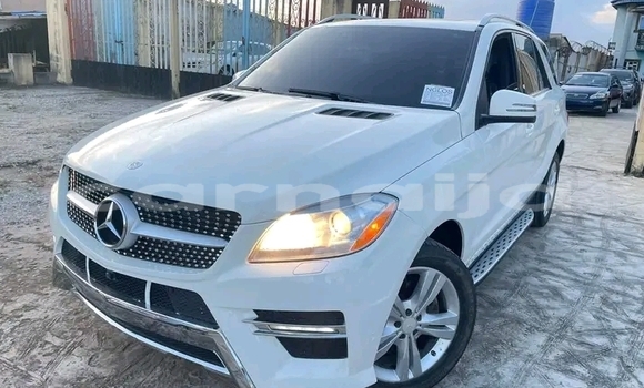 Acheter Occasion Voiture Mercedes-Benz B-klasse Blanc à Abuja, État de Lagos Acheter Occasion Voiture Mercedes-Benz B-klasse Blanc à Abuja, État de Lagos