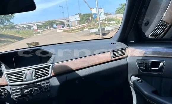 Acheter Occasion Voiture Mercedes-Benz CLK-klasse Noir à Abuja, État de Lagos Acheter Occasion Voiture Mercedes-Benz CLK-klasse Noir à Abuja, État de Lagos