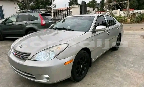 Acheter Occasion Voiture Lexus ES 300 Blanc à Lagos, État de Lagos Acheter Occasion Voiture Lexus ES 300 Blanc à Lagos, État de Lagos
