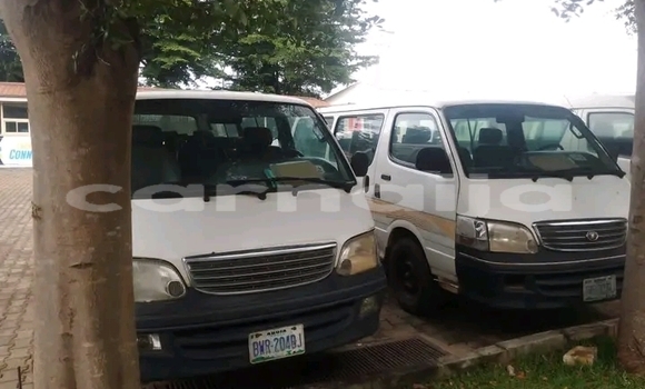 Acheter Occasion Voiture Toyota Hiace Blanc à Abuja, État de Lagos Acheter Occasion Voiture Toyota Hiace Blanc à Abuja, État de Lagos