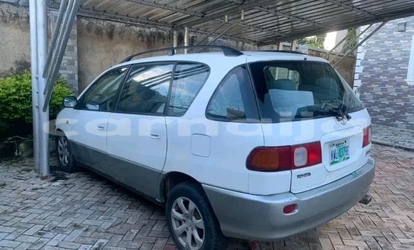 Acheter Occasion Voiture Toyota Picnic Blanc à Abuja, État de Lagos Acheter Occasion Voiture Toyota Picnic Blanc à Abuja, État de Lagos