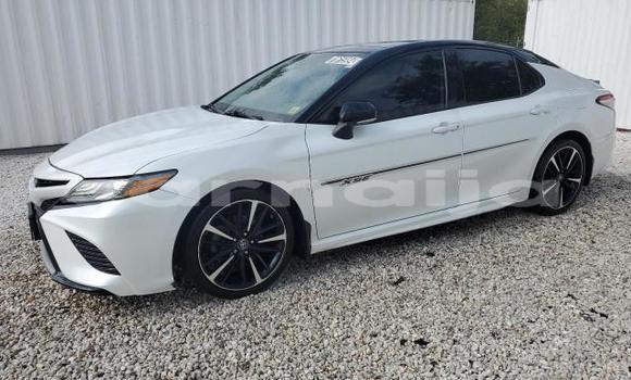 Buy New Toyota Camry White Car in Badagry in Lagos State Buy New Toyota Camry White Car in Badagry in Lagos State