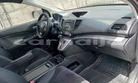 Acheter Occasion Voiture Toyota Sienna Rouge à Une chauve–souris, État d'Akwa Ibom Acheter Occasion Voiture Toyota Sienna Rouge à Une chauve–souris, État d'Akwa Ibom