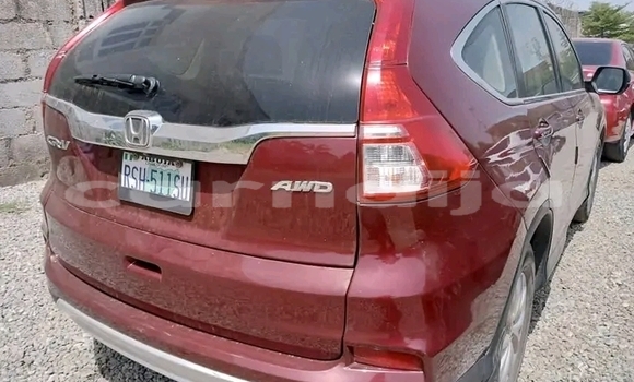 Acheter Occasion Voiture Toyota Sienna Rouge à Une chauve–souris, État d'Akwa Ibom Acheter Occasion Voiture Toyota Sienna Rouge à Une chauve–souris, État d'Akwa Ibom