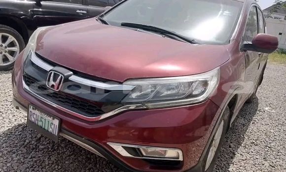 Acheter Occasion Voiture Toyota Sienna Rouge à Une chauve–souris, État d'Akwa Ibom Acheter Occasion Voiture Toyota Sienna Rouge à Une chauve–souris, État d'Akwa Ibom