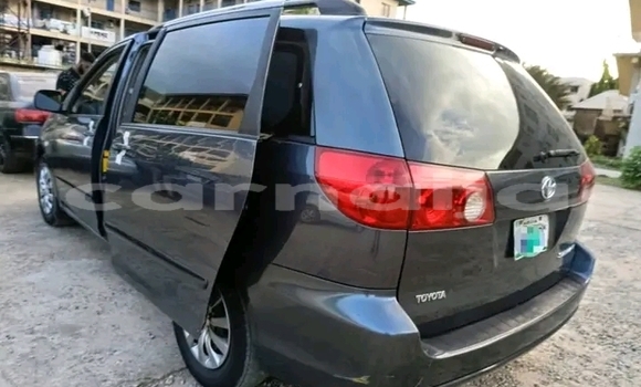 Buy Used Toyota Sienna Black Car in Abuja in Lagos State Buy Used Toyota Sienna Black Car in Abuja in Lagos State
