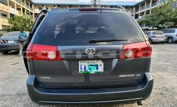 Buy Used Toyota Sienna Black Car in Abuja in Lagos State Buy Used Toyota Sienna Black Car in Abuja in Lagos State